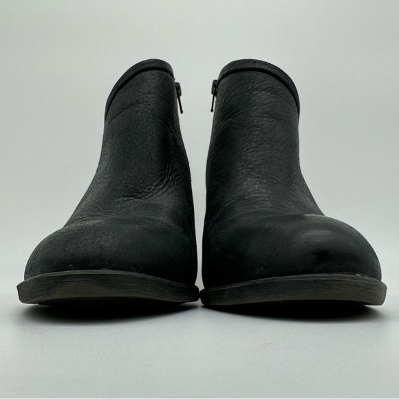 Lucky Brand Salza Black Leather Ankle Bootie Size 8 - Picture 2 of 14